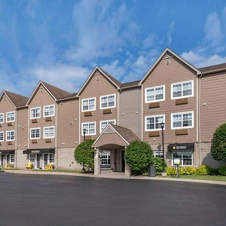 Quality Inn & Suites Quispamsis Rothesay Екстериор снимка