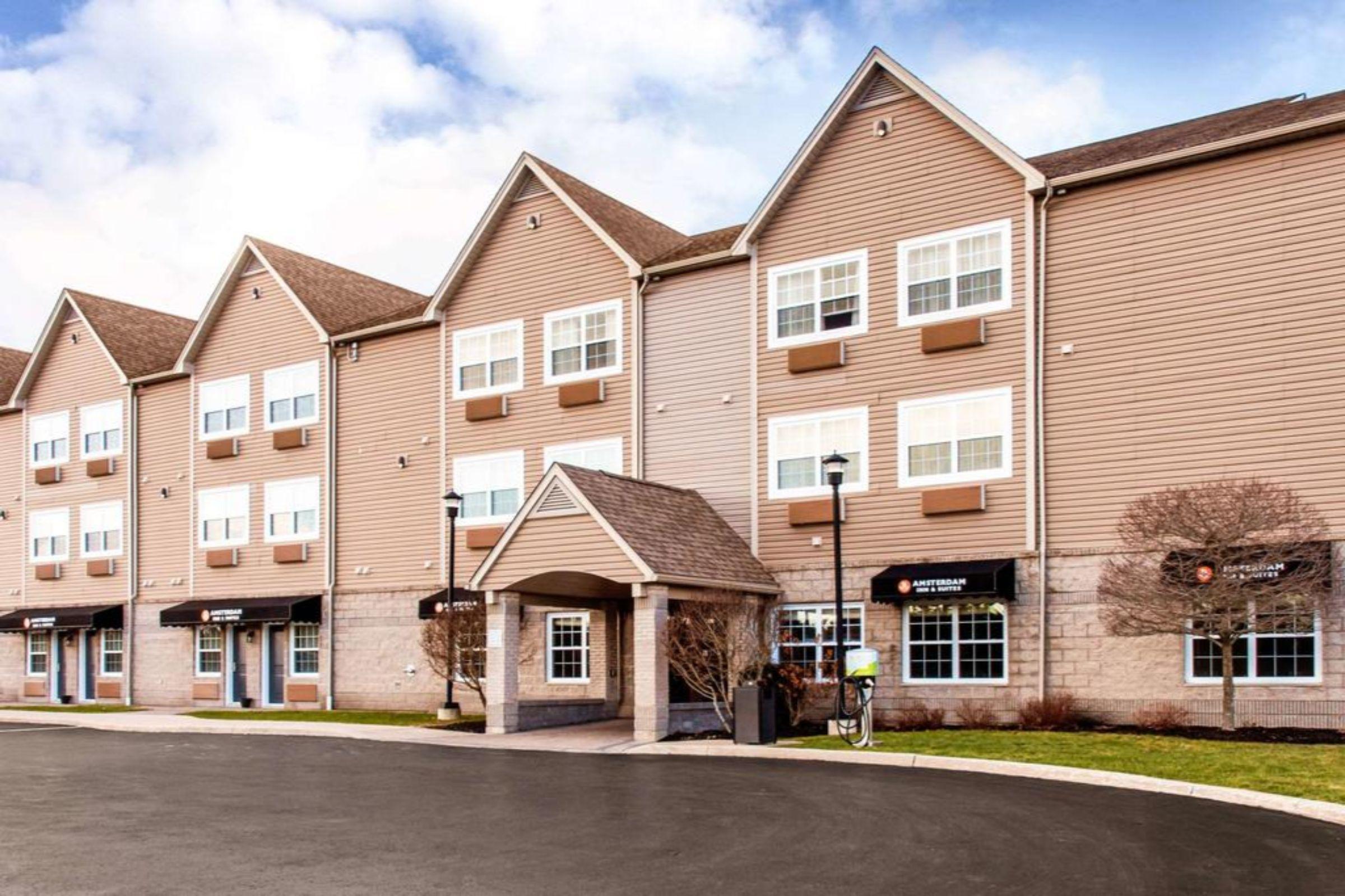 Quality Inn & Suites Quispamsis Rothesay Екстериор снимка