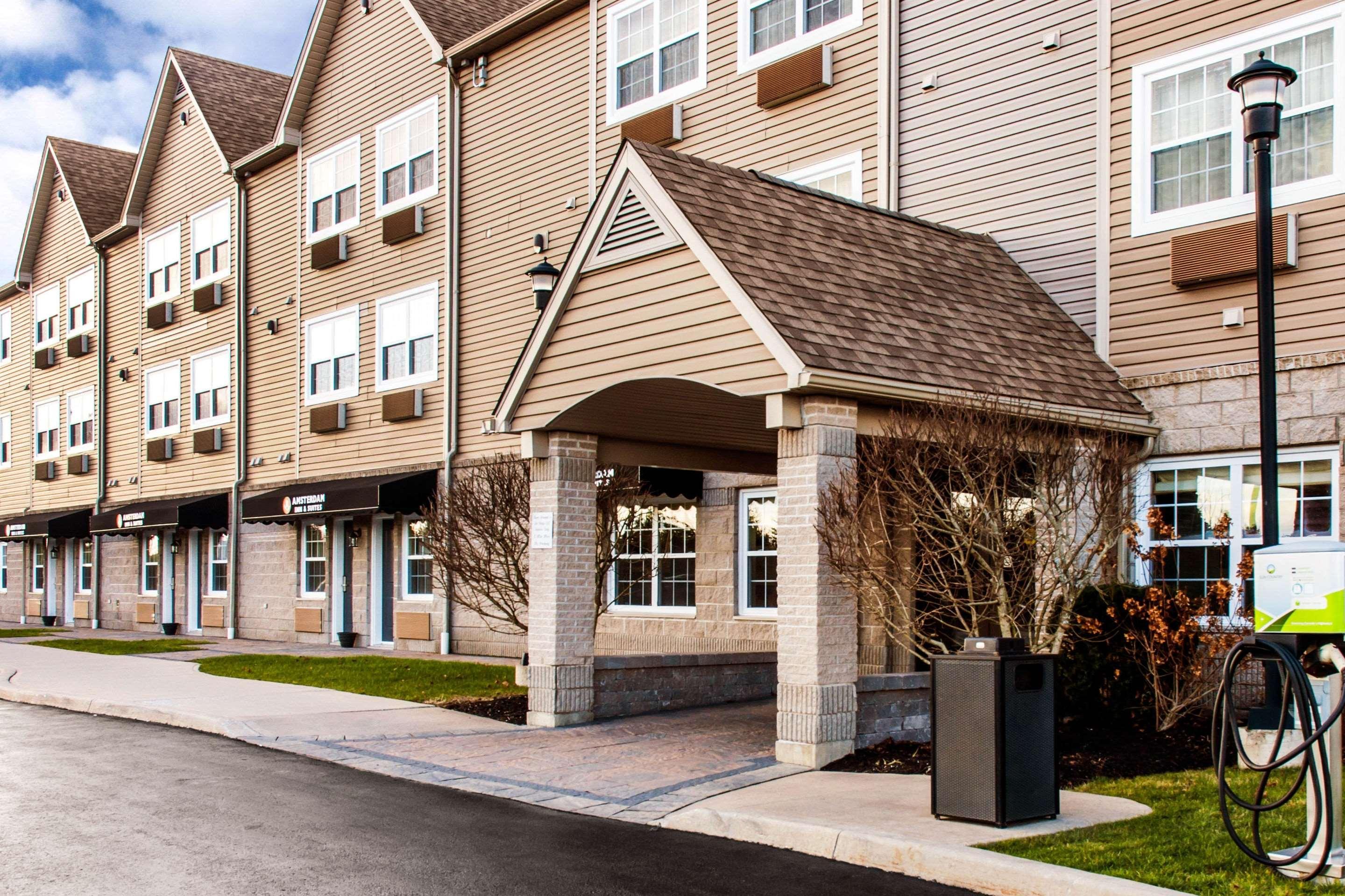 Quality Inn & Suites Quispamsis Rothesay Екстериор снимка